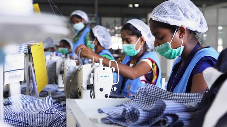 clothing manufacturing in india min